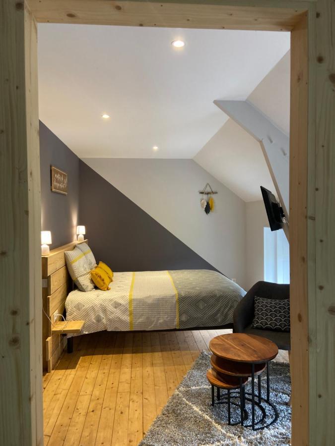 Au Fil De L'O Bed & Breakfast Bisseuil Exterior photo